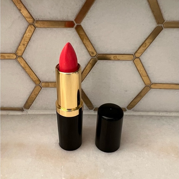 Victoria’s Secret Bundle (Perfume & Lipstick) - Picture 4 of 5